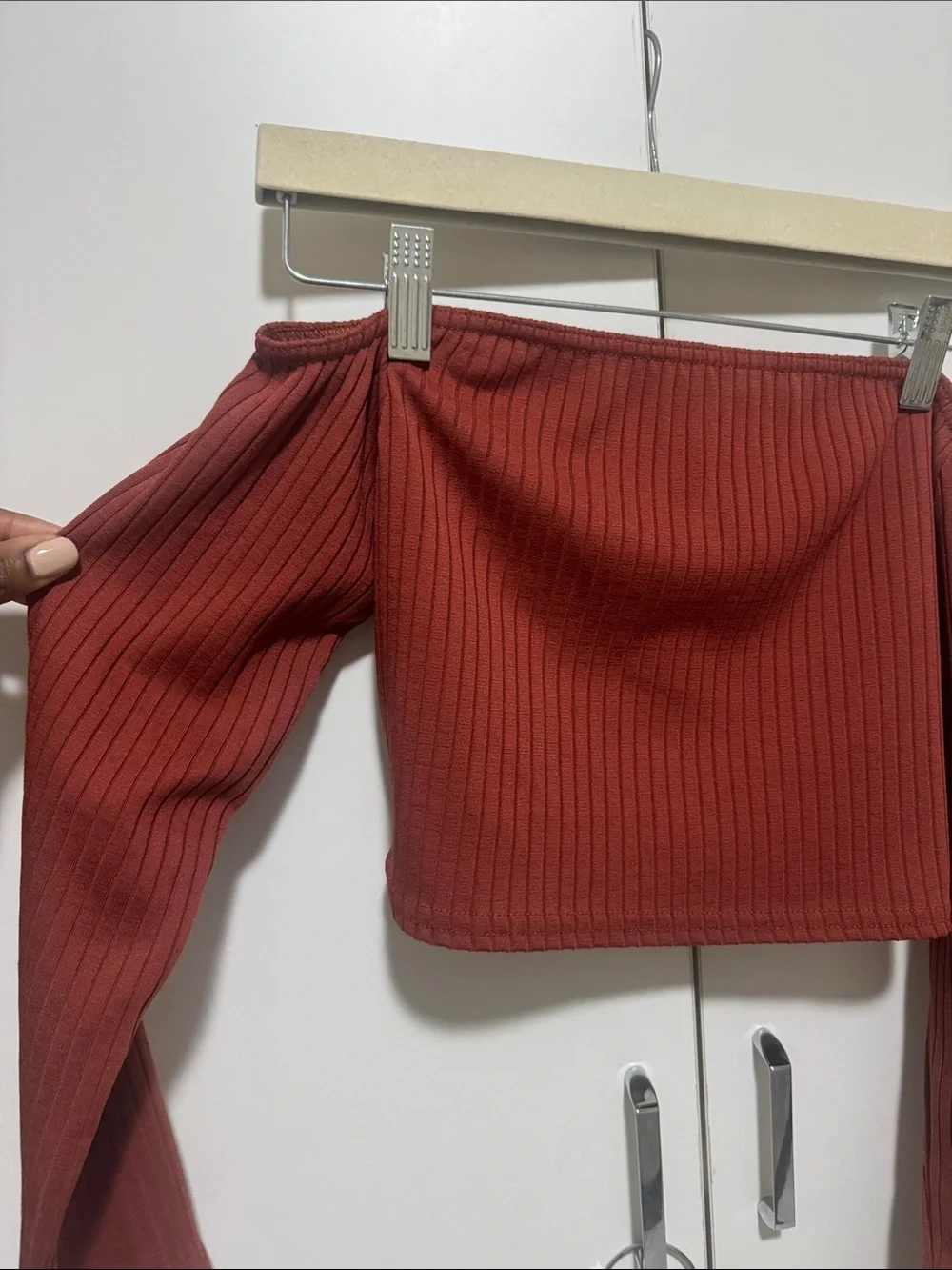 Boohoo Ribbed Off-Shoulder Two-Piece Skirt Set - Rust - Picture 3 of 6